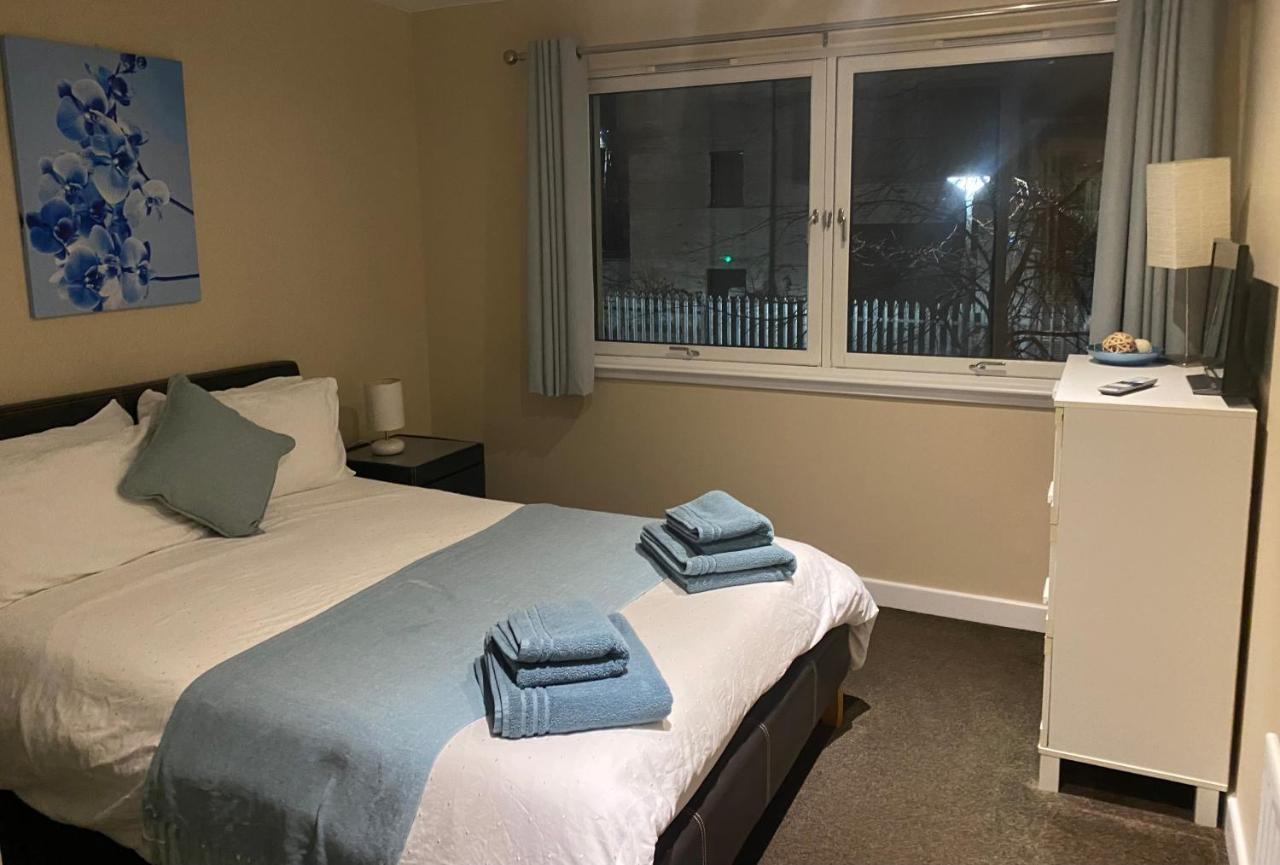 City Centre 2 Bedroom Apartment, Secure Parking. Glasgow Kültér fotó